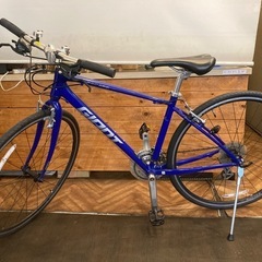 【GIANT ESCAPE R3 2023年式前後タイヤ新品！】アルミフレーム　3×8速　700×28cクロスバイク　ブルー