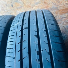 バリ山　YOKOHAMA ヨコハマ　RV03 195/65R15 2021年製　15インチ