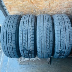 中古タイヤ BRIDGESTONE BLIZZAK REVO GZ 225/45R18 91Q クラウン 