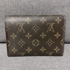 LOUIS VUITTON ポルトトレゾール エテュイパピエ 三つ折り