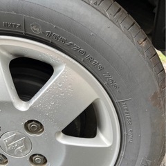 スズキエブリィワゴン　64w  夏タイヤ　アルミ付