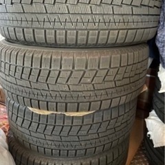 スタッドレスタイヤ?215/50R17
