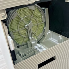 ダイキン　加湿空気清浄機 MCK70Y-W