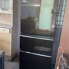 美品☆ブラウンカラーの冷蔵庫‼️