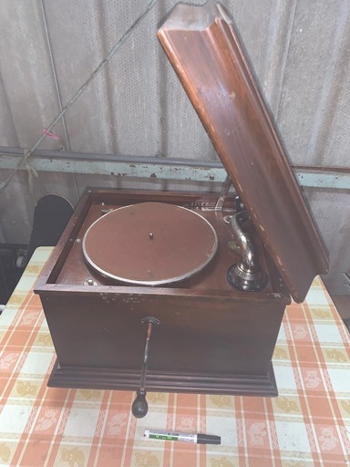 レトロなコロンビアの卓上蓄音機です。 Yahoo!オークション -「蓄音機 コロンビア」(本体) (蓄音機)の