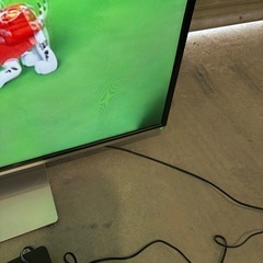 25 東芝　65J7 液晶テレビ　2013年製