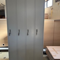 未使用傷物処分品4人用スチールロッカー W900×D515×H1790mm 事務用