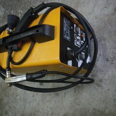店頭引取限定】【中古】【現状販売】ミナト工業株式会社 半自動溶接機 