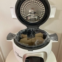 クックフォーミー　エクスプレス　6ℓ  210レシピ内蔵