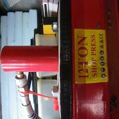 １２トン油圧プレスマシン