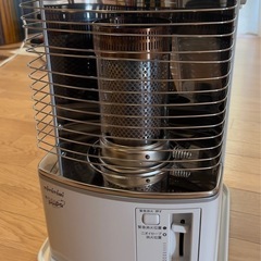 トヨトミ石油ストーブ+灯油缶+ポンプ