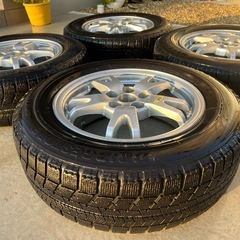 プリウス30系 スタッドレスタイヤ4本セット(ホイール付)