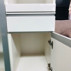 良品】ニトリ レンジ台 キッチンボード ホワイト×シルバー