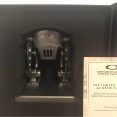 ★激安レア★オークリーディスプレイロボティックストアフロント