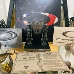 ★激安レア★オークリーディスプレイロボティックストアフロント