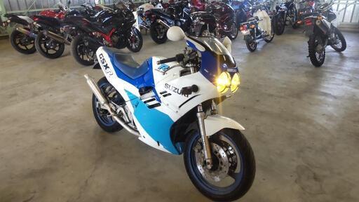 動画あり旧車4気筒☆GSX-R250 GJ72A GSX250R☆ mc19 (OMMモータース)  浦和美園のスズキの中古あげます・譲ります｜ジモティーで不用品の処分