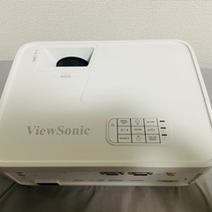 短焦点プロジェクター