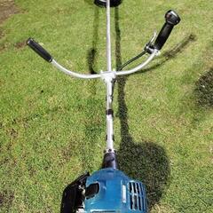 【整備済！美品】マキタエンジン草刈機MEM2300Ｕ