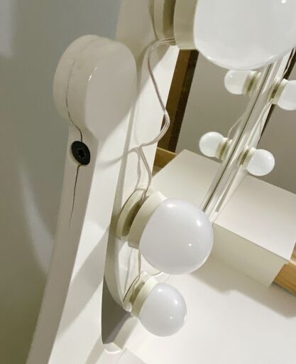 IKEA ドレッサー LED照明付き IKEA ドレッサー LED照明付き IKEA