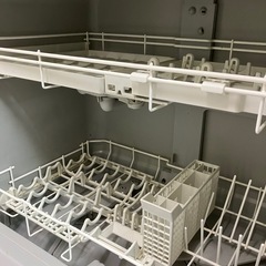 美品パナソニック5人用食器洗い乾燥機 NP-TA4-W ホワイト  2021年製