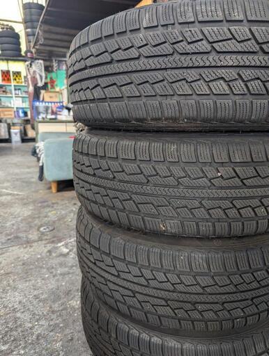 BMW116i F20使用 中古4本6分山スタッドレスタイヤ 205/55R16 7JJx16 