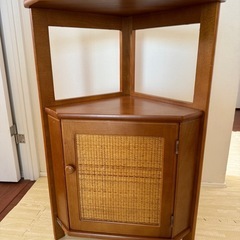 カリモクコーナーラック