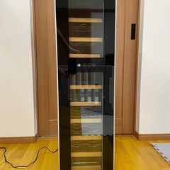 最終値下げ】ワインセラー デバイススタイル WE-18W