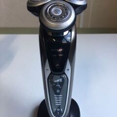 【動作確認・清掃除菌済み・美品】　PHILIPS/フィリップス　ウェット＆ドライ電気シェーバー　series 9000　S9552