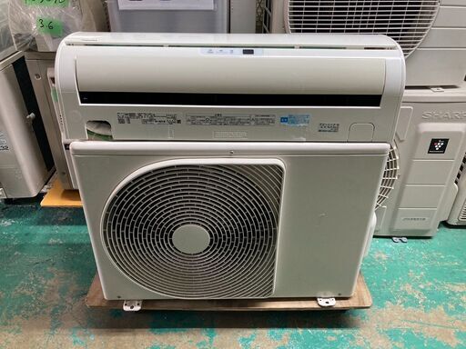 K04517 東芝 2021年製 中古エアコン 主に6畳用 冷房能力 2.2KW ／