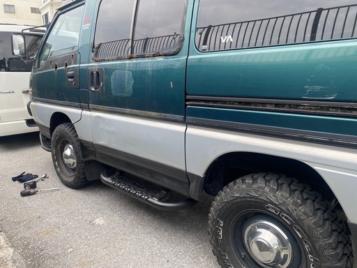 デリカスターワゴン サイドステップ 希少デリカスターワゴン