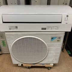 K05707　中古エアコン ダイキン 2018年製 主に6畳用 冷房能力 2.2KW / 暖房能力 2.2KW