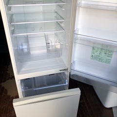 NO 672  🌈福岡市内配送設置無料✨🌈  AQR-18G-W 冷蔵庫 ミルク [184L /2ドア /右開きタイプ]