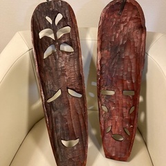 ケニア　マサイ族　手彫りの盾