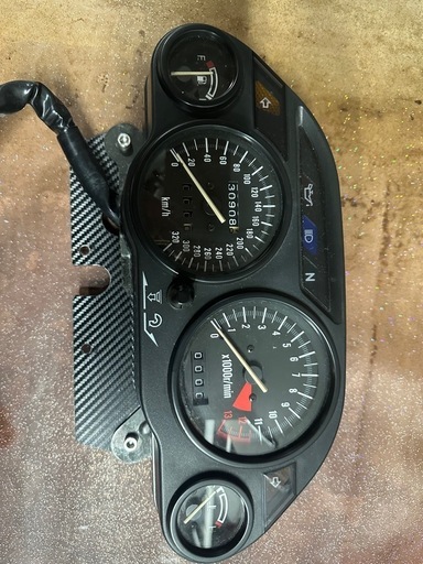 GPz900R用 zzr系メーター ポン付け
