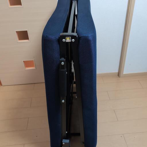 折り畳み可能シングルベッド