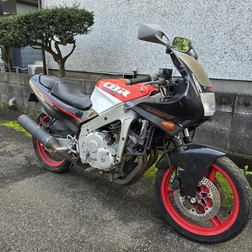 ホンダ CBR400R 昭和61年 低走行距離 千葉県より 配達可能です！