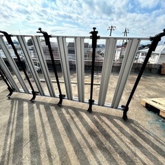 200系ハイエース　キャリア　TUFREQ早い者勝ち