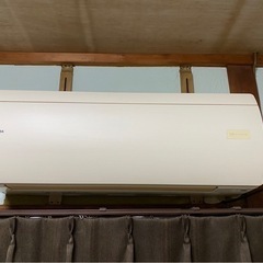 値下げ‼️素敵すぎる‼️マットブラック色のエアコン⚫️冷暖房しっかり 