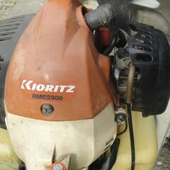 背負い式　草刈り機②