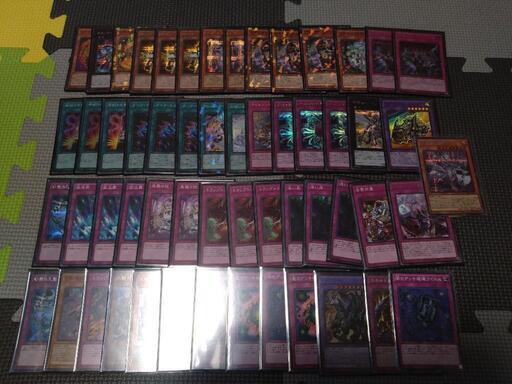 遊戯王 ラビュリンスデッキセット ケースプレマスリーブパーツ付