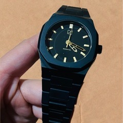 訳あり♥︎格安！D1 MILANO♥︎黒♡ゴールド♥︎Essential ES02