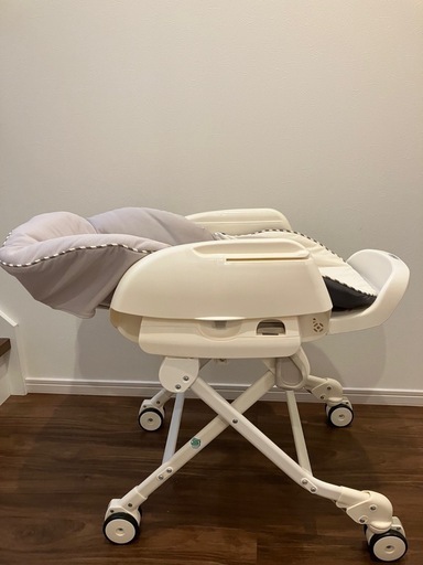 コンビ 手動 ネムリラFF/キャンディベージュ ネムリラFF キャンディベージュ コンビ(Combi) 手動 ハイローチェア