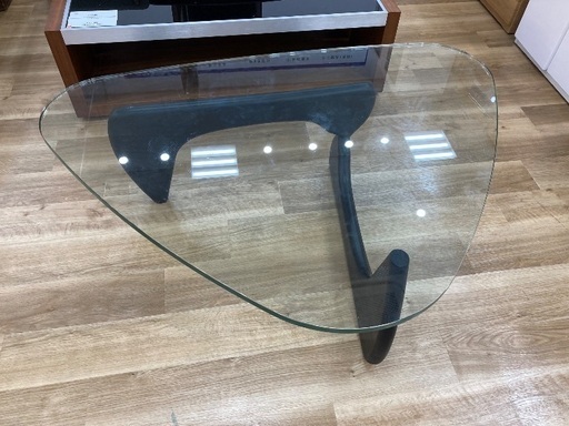 軽トラック90分無料貸し出し】ISAMU NOGUCHIのコーヒーテーブル入荷しました!! 軽トラック90分無料貸し出し】ISAMU NOGUCHIのコーヒーテーブル入荷しました!!