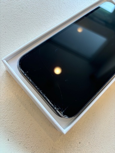 Apple iPhone 13 128GB ブラック 画面に傷あり iPhone 13 Pro Apple iPhone 13 128GB ブラック 画面に傷あり iPhone 13 Pro