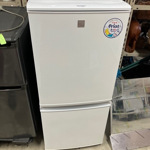 中古冷凍冷蔵庫シャープ(SJ-14E5-KW)2018年 シャープ 冷蔵庫 SJ-14E5