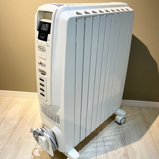 デロンギ ドラゴンデジタル オイルヒーター TDD0915W 10〜13畳