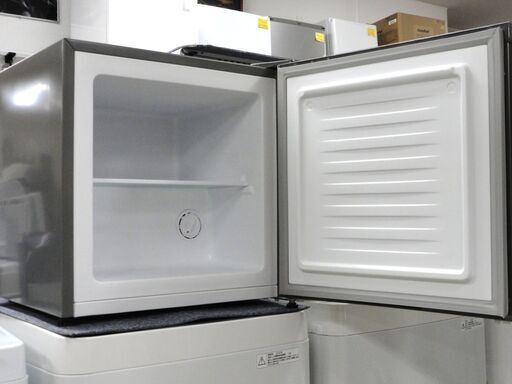 エスキュービズム 1ドア 冷凍庫 32L 直冷式 2016年製 WFR-1032SL