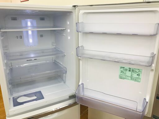 MITSUBISHI 3ドア冷蔵庫 MR-C34E-W 美品】三菱 MR-C34E-W 335L 3ドア