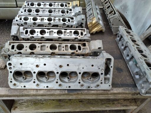 Mベンツ126-107リペアー済みシリンダーヘツト左右セツト販売126-107 M