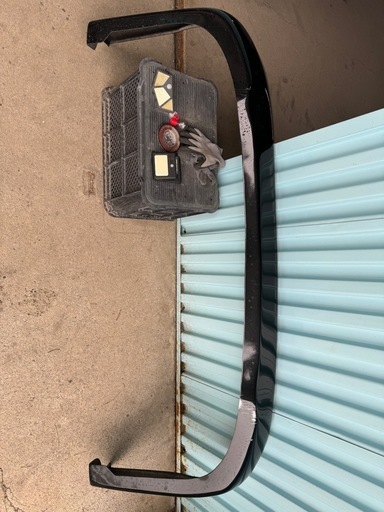 ハイエースハーフスポイラー CRS / ESSEX フロントリップスポイラー の